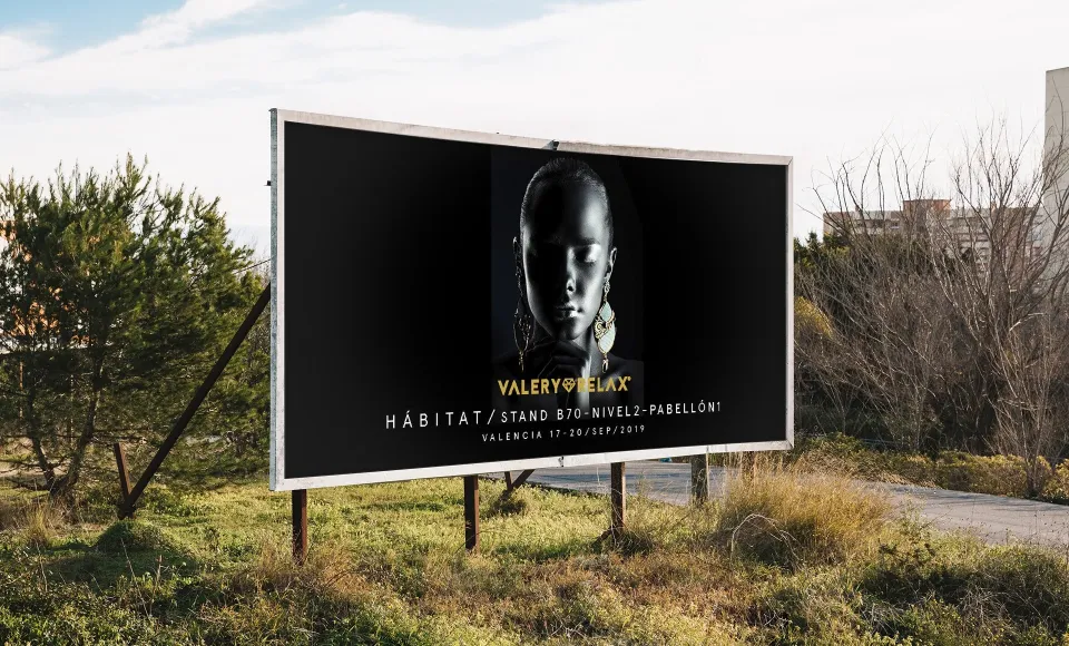Valery Relax billboard beside a road, advertising their stand at the Hábitat trade fair